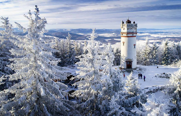 U Nás Vápenná Bishop Hill / Biskupská Kupa