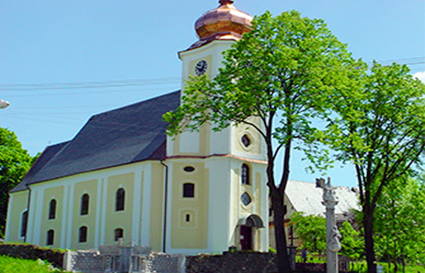 U Nás Vápenná Church of the Holy Body / Kostel Božího Těla