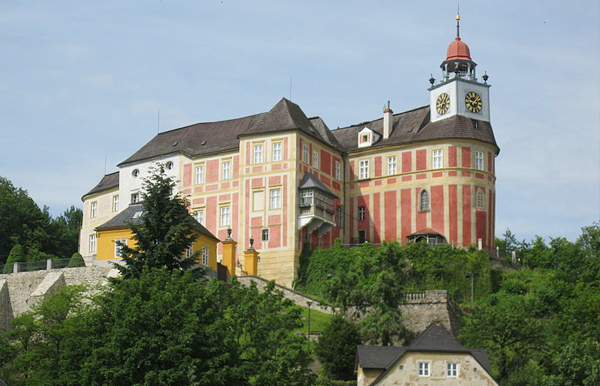 U Nás Vápenná Jánský Vrch Chateau / Zámek Jánský Vrch