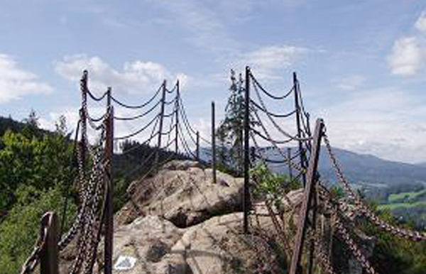 U Nás Vápenná Devil's Rock / Čertovy kameny